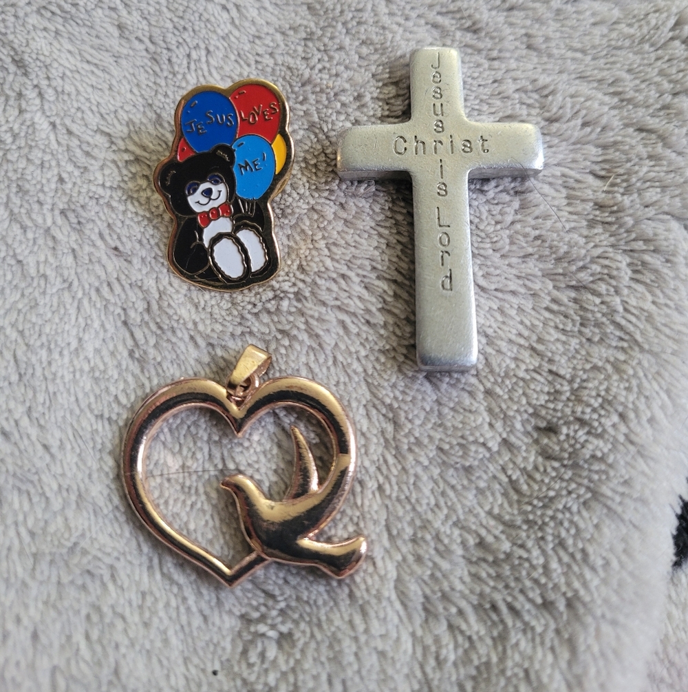 Kids Heart & Dove Pendant with Silver Cross and Teddy Pin - Multicolor